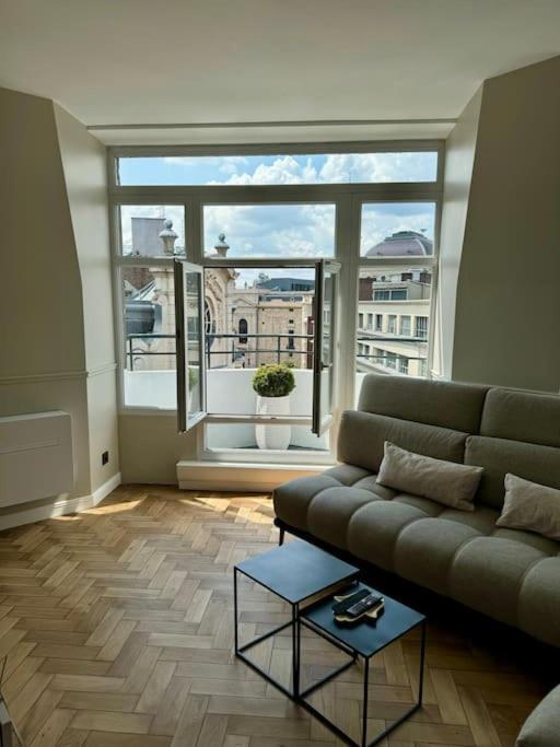 Bel Appartement Climatise En Plein Coeur De Rijsel Buitenkant foto