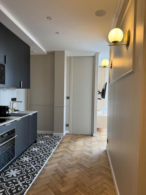 Bel Appartement Climatise En Plein Coeur De Rijsel Buitenkant foto