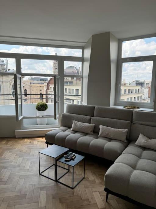 Bel Appartement Climatise En Plein Coeur De Rijsel Buitenkant foto