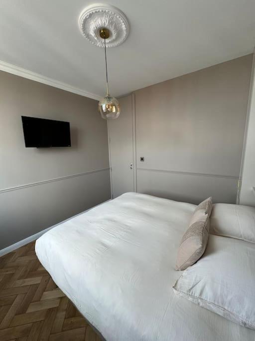 Bel Appartement Climatise En Plein Coeur De Rijsel Buitenkant foto