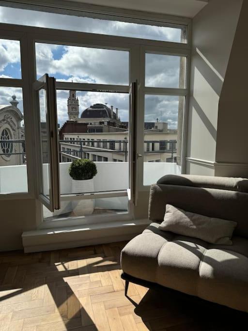 Bel Appartement Climatise En Plein Coeur De Rijsel Buitenkant foto