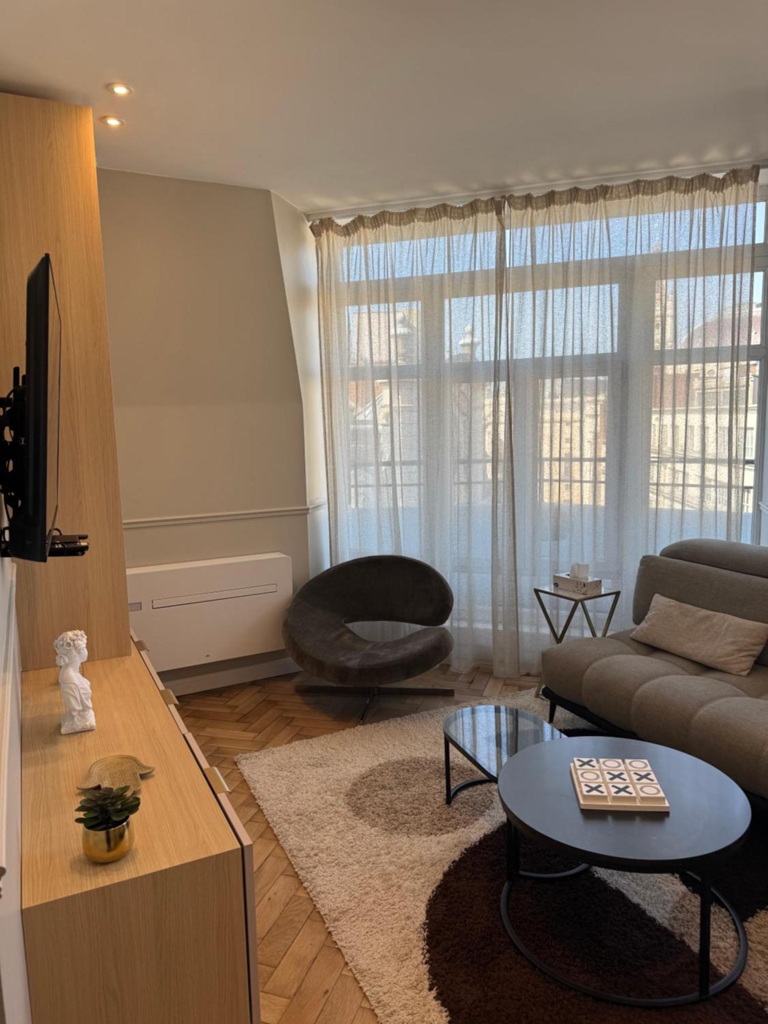 Bel Appartement Climatise En Plein Coeur De Rijsel Buitenkant foto